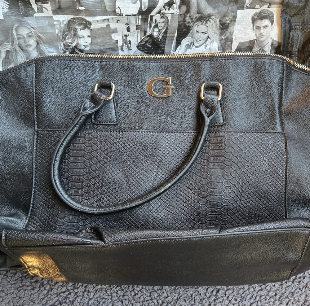 GUESS Black Overnight bag/tote